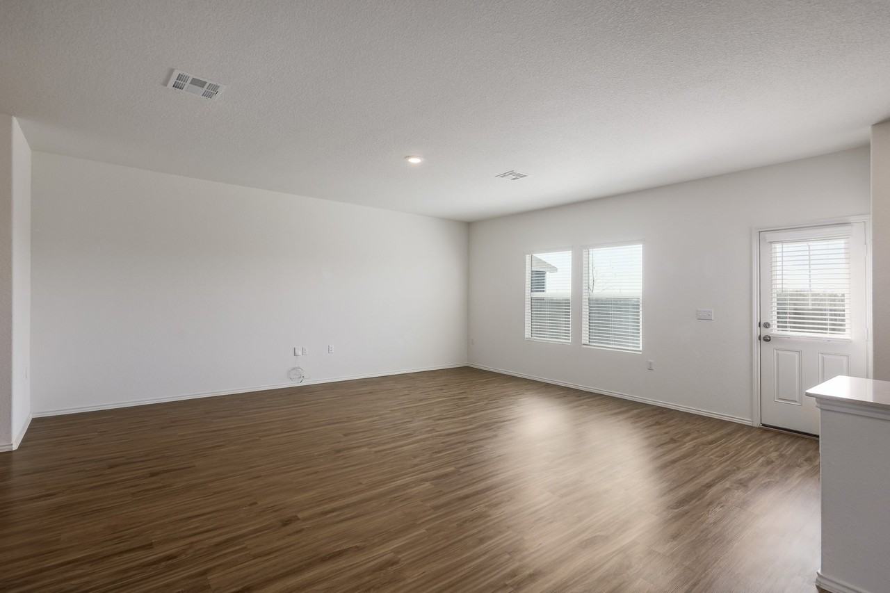 2513 Forgetmenot Ln #NA - Photo 3 of 20