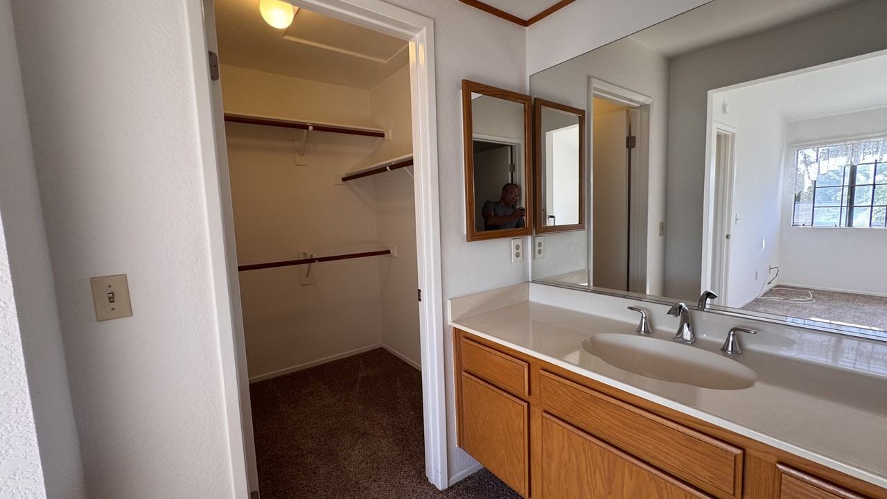 3547 W Greentree Cir #F - Photo 6 of 9