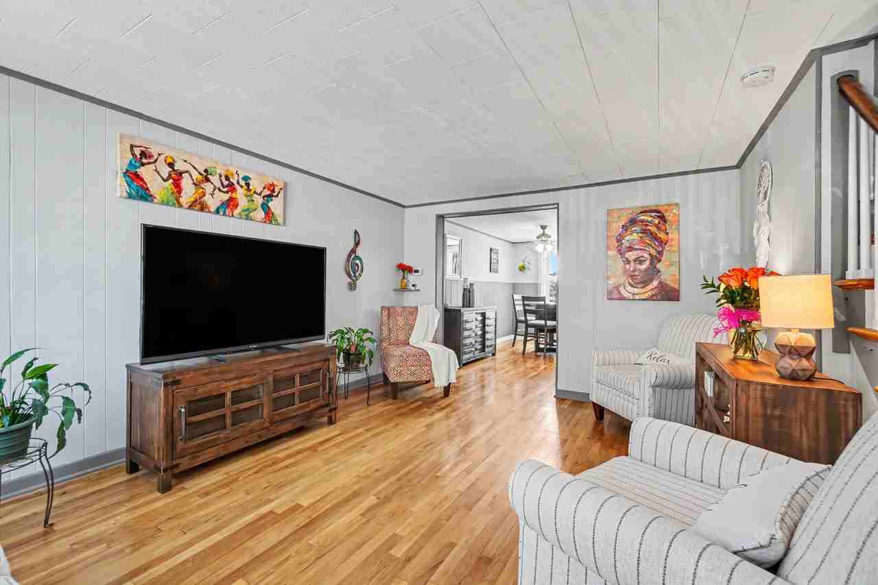 2461 Adrian St #NA - Photo 4 of 26