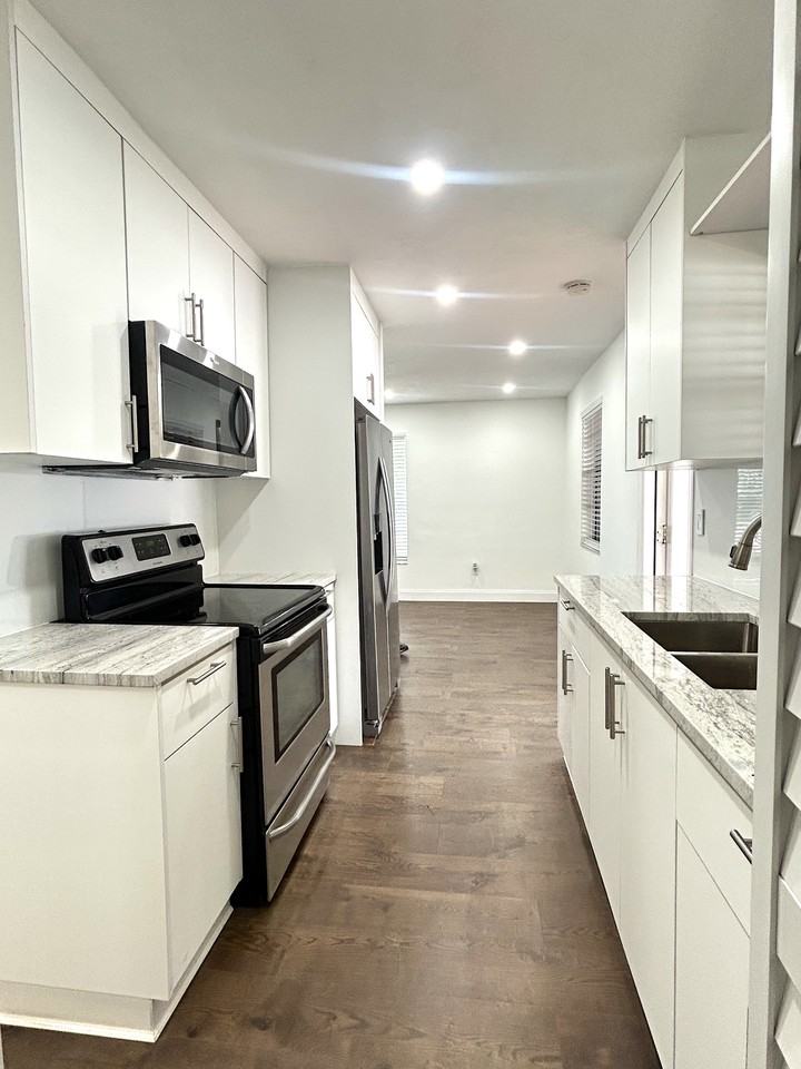 6001 Sw 116th Ave #NA - Photo 2 of 17