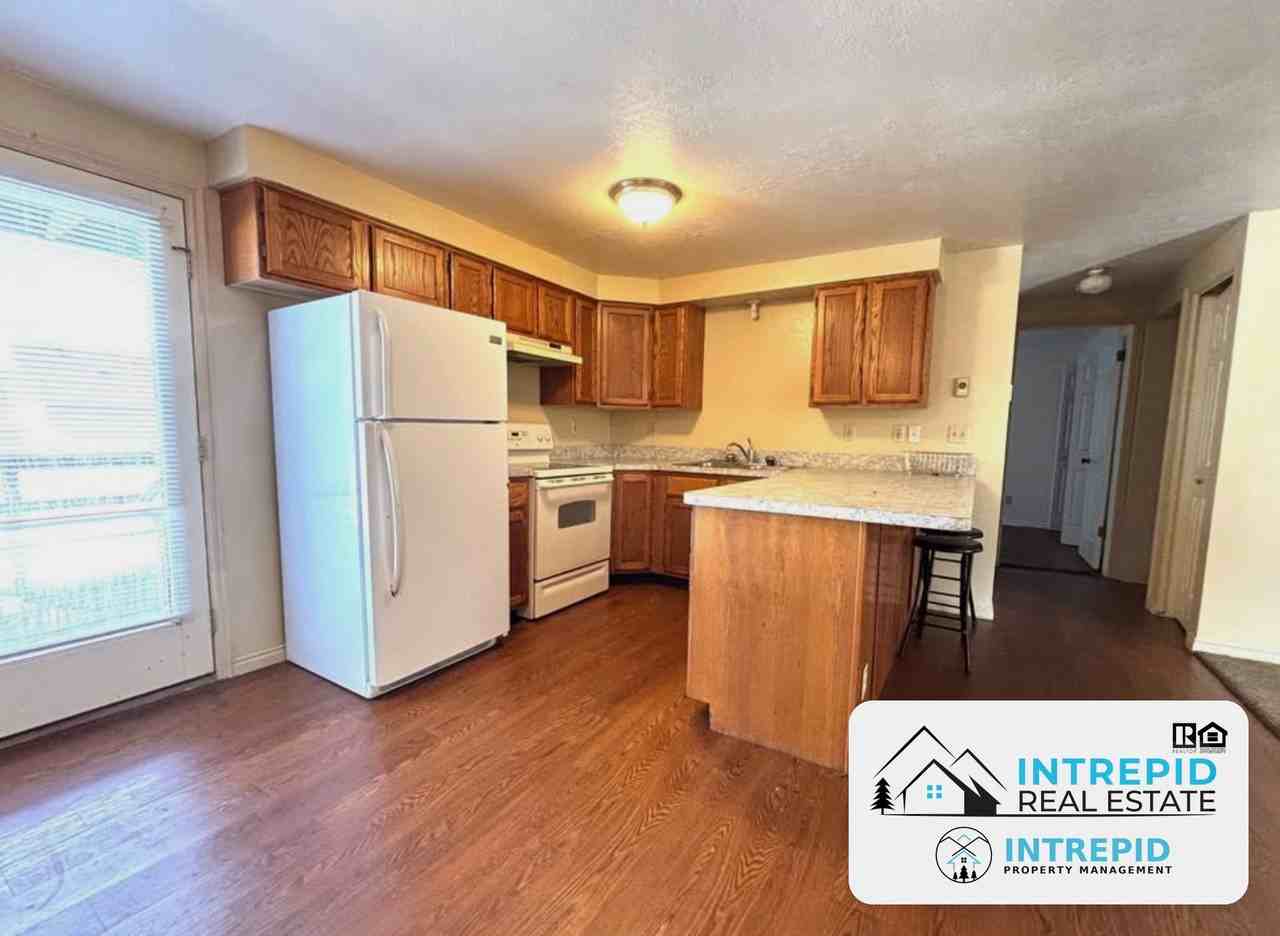 171 Hokanson Ave #6 - Photo 6 of 6