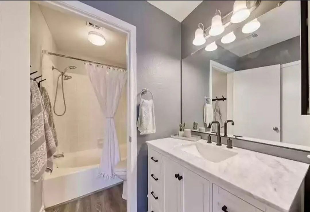 533 Meadbury Dr #NA - Photo 6 of 19
