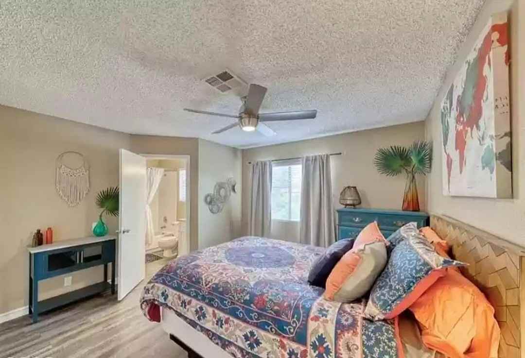 533 Meadbury Dr #NA - Photo 7 of 19