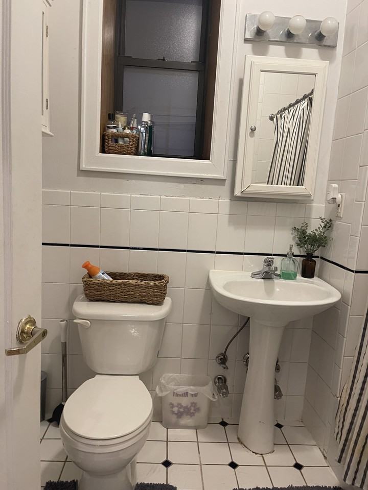 370 Saint Nicholas Ave #1B - Photo 2 of 8