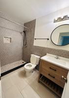 featured image of 401 Howe Ave #B