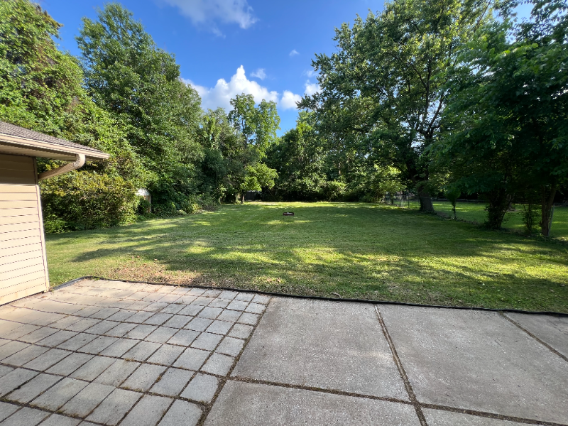 2121 W Wedington Dr - Photo 6 of 15