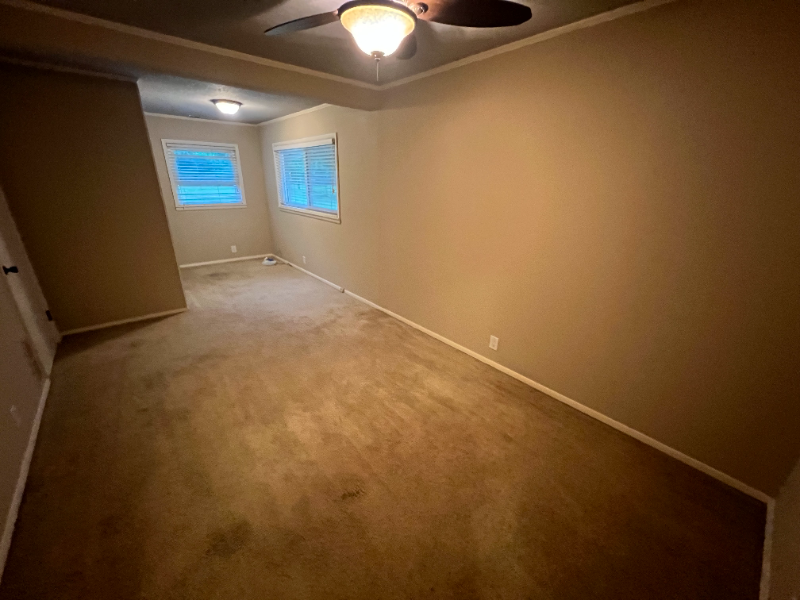 2121 W Wedington Dr - Photo 7 of 15