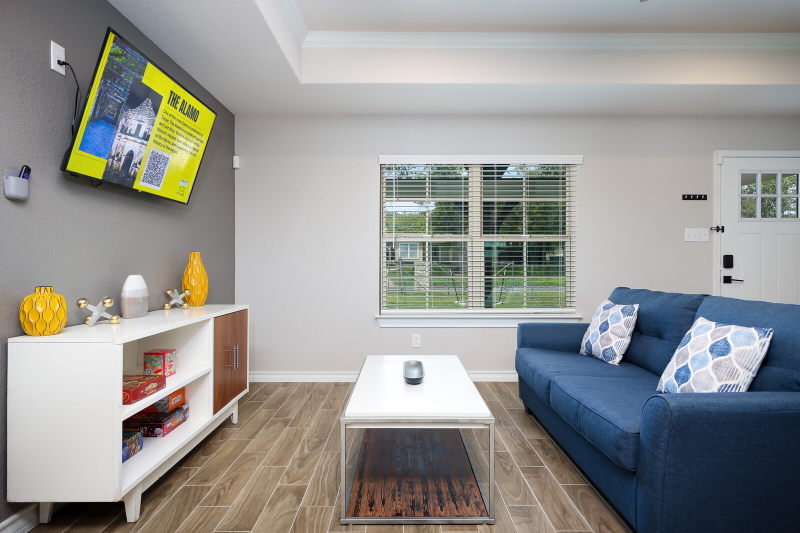 350 Rasa Dr - Photo 4 of 20