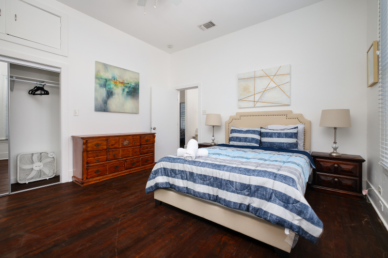 118 Delaware St #3 - Photo 4 of 20