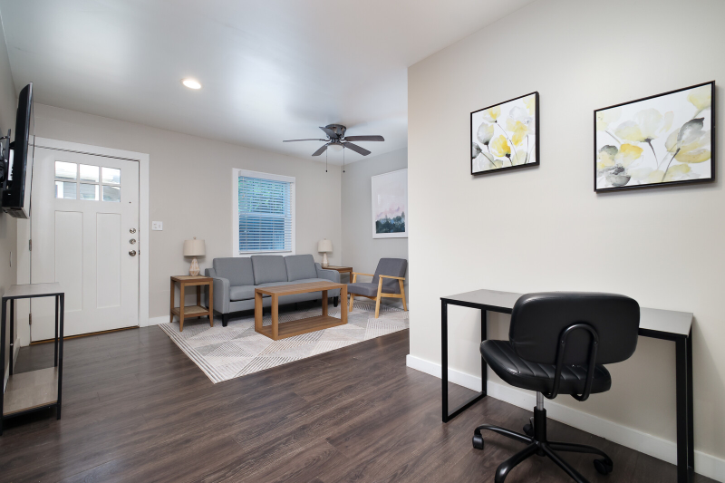 118 Delaware St #4 - Photo 4 of 20