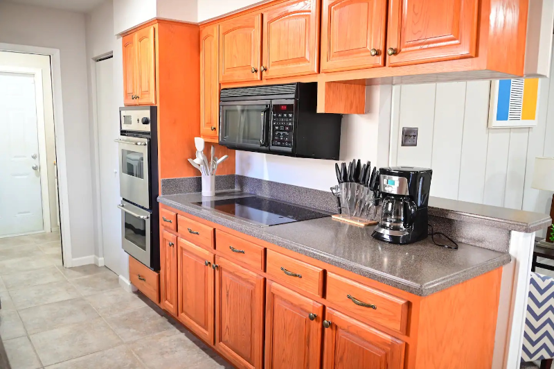 611 Balboa Dr - Photo 6 of 20