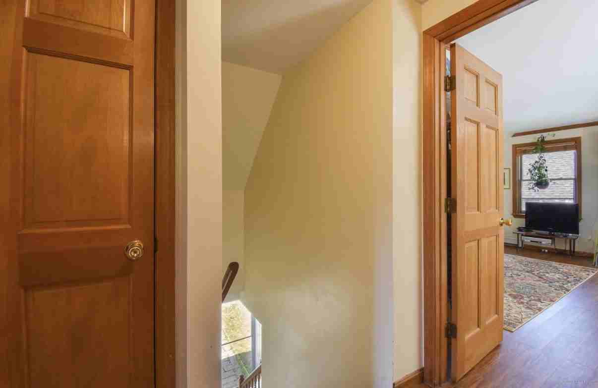 667 Middle St #2 - Photo 5 of 11