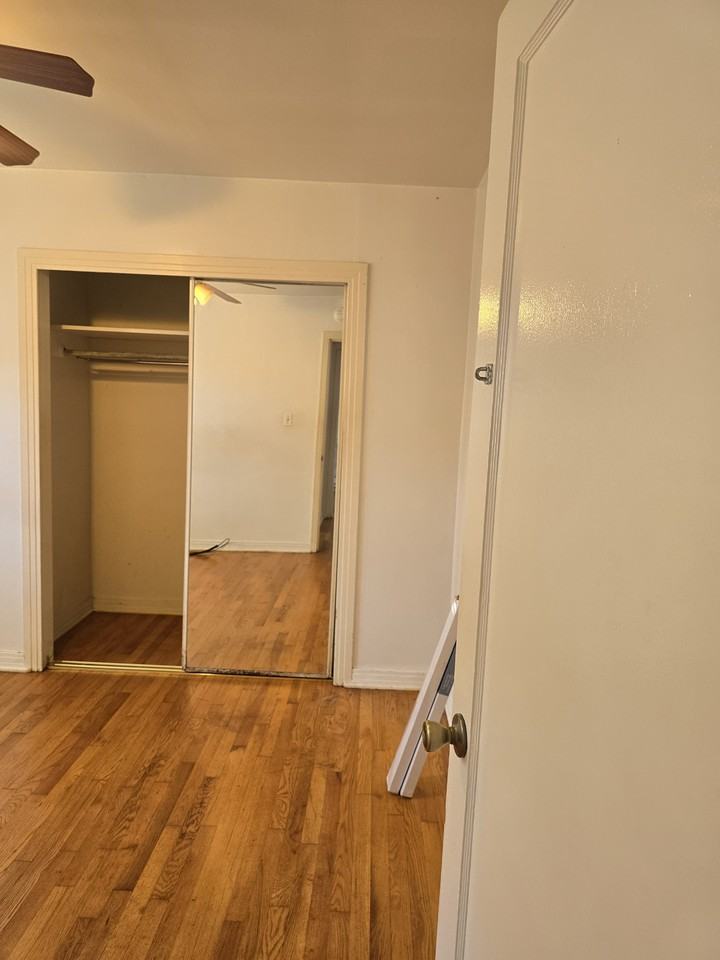 813 38th St #NA - Photo 6 of 12
