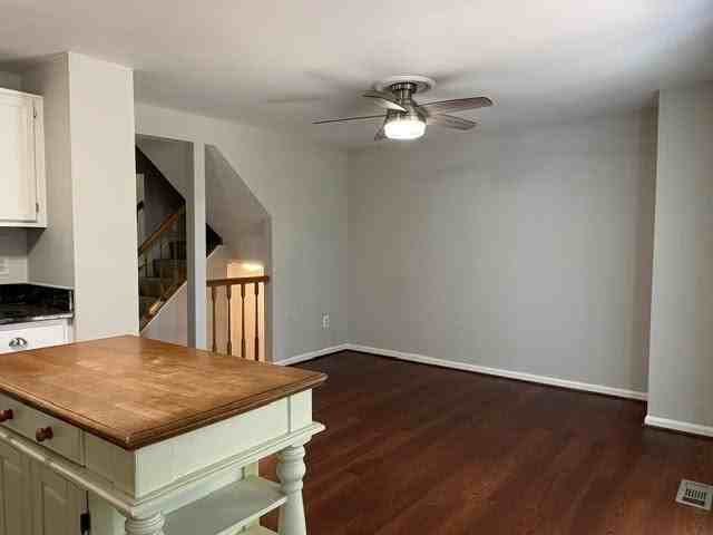 6488 Brickleigh Ct #NA - Photo 6 of 16