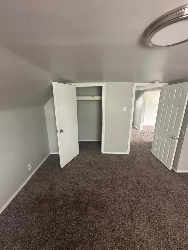 2937 Avenue A #2937-1-2 - Photo 5 of 9