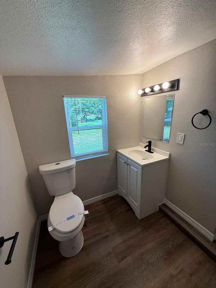 1512 7th St #1512 - Photo 6 of 7