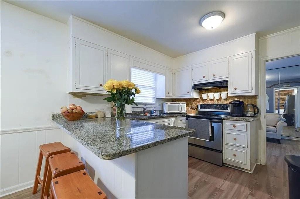 3280 Devilla Trce - Photo 7 of 12