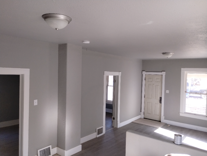 919 Carteret Ave - Photo 2 of 7