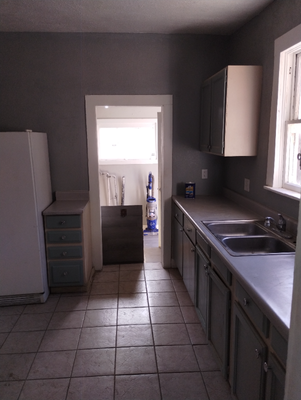 919 Carteret Ave - Photo 7 of 7