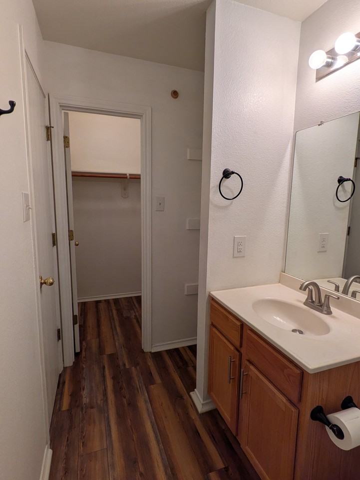 10726 Shaenview - Photo 7 of 14