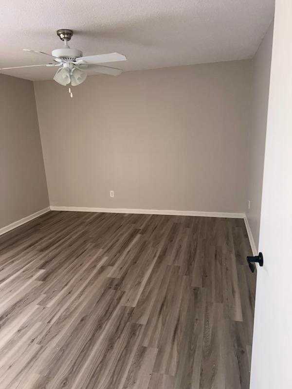 208 Cloverleaf Dr #2 - Photo 5 of 15