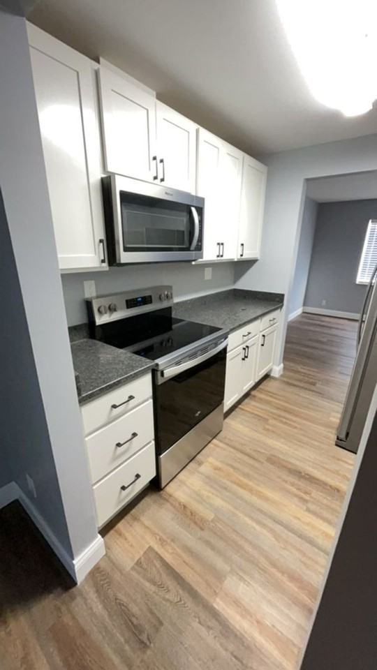 3419 Bexvie Ave - Photo 2 of 11