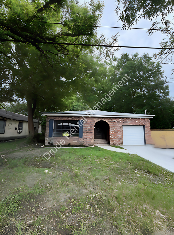 208 Wilbert Dangerfield Dr
