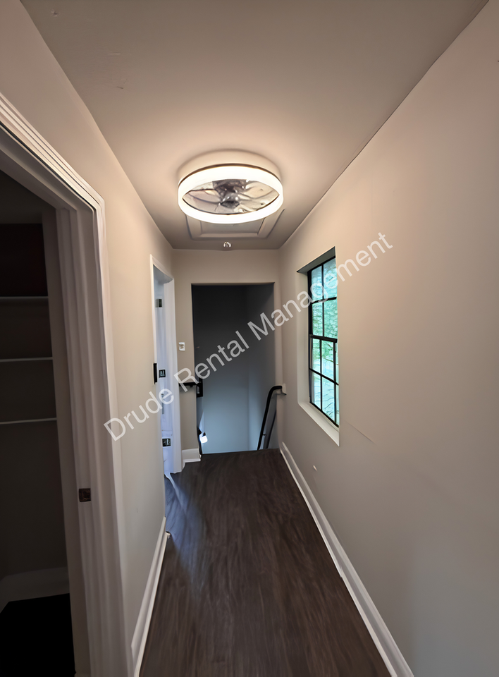 208 Wilbert Dangerfield Dr - Photo 3 of 50