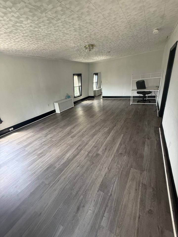70 Rowan St #3 - Photo 2 of 11