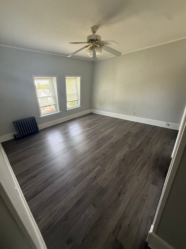 70 Rowan St #3 - Photo 3 of 11