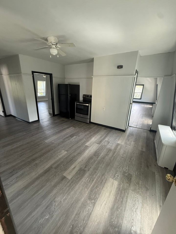 70 Rowan St #3 - Photo 5 of 8
