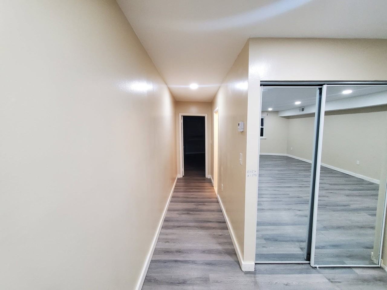 7915 Bustleton Ave #2ndFL - Photo 6 of 15