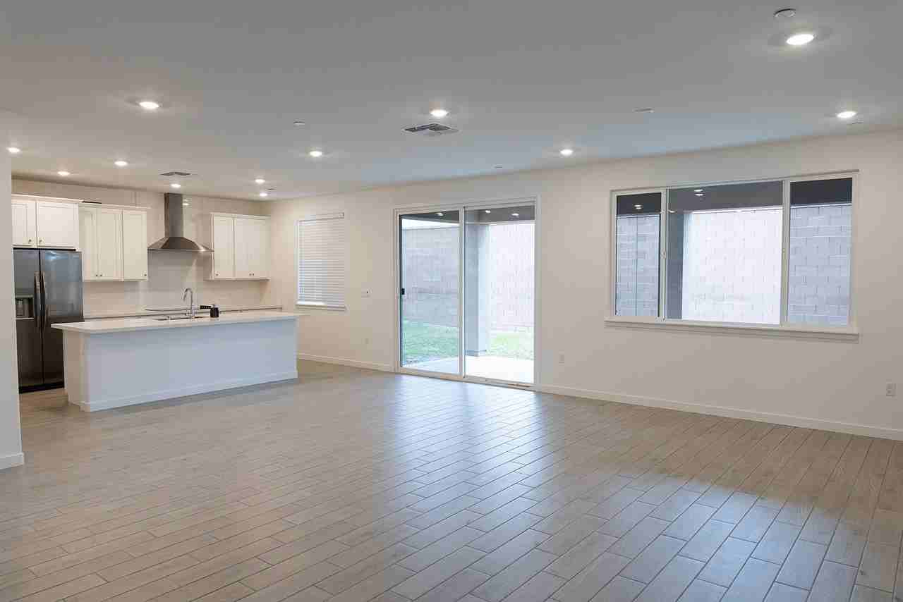 5318 Lake Mary Dr - Photo 5 of 5