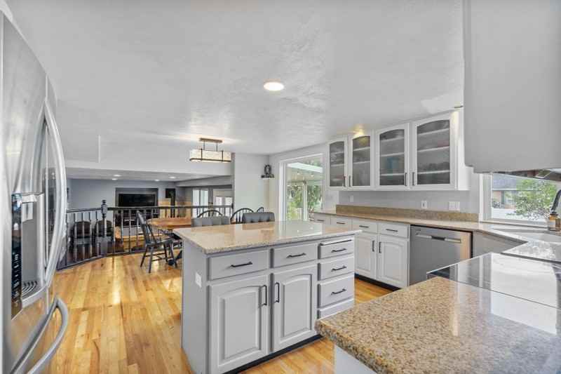 3470 W Maynard Ct - Photo 4 of 24