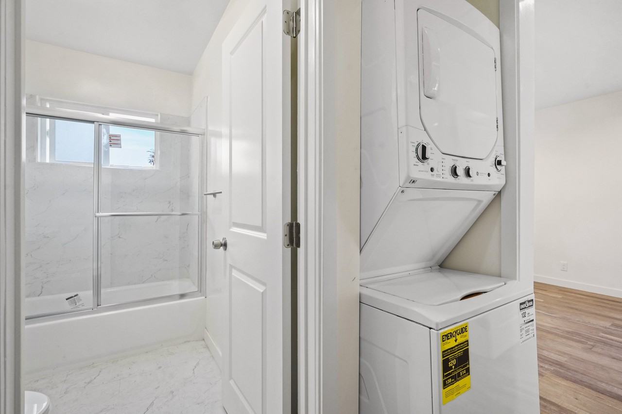 415 Loma Dr #L3 - Photo 6 of 17