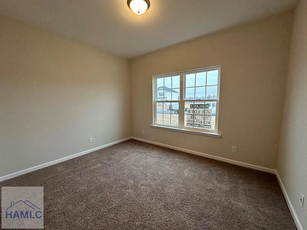 195 Deerfield Dr Ne - Photo 6 of 9