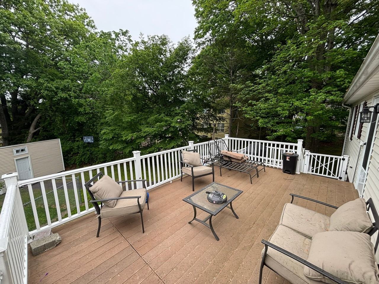 181 Hubbell Ave - Photo 3 of 20