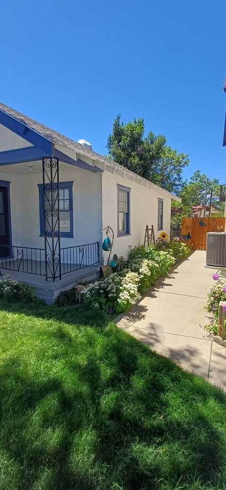 209 E Adams Ave - Photo 2 of 13