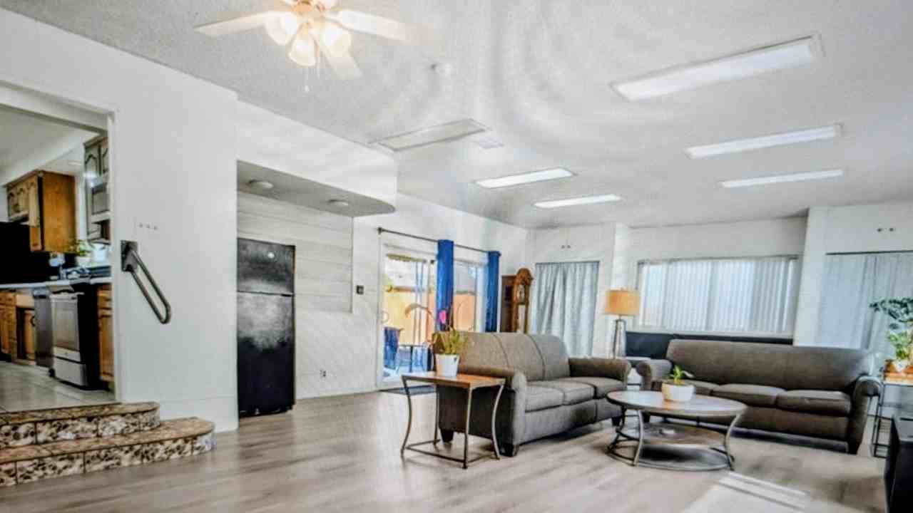 8223 Cyclamen Way - Photo 3 of 15