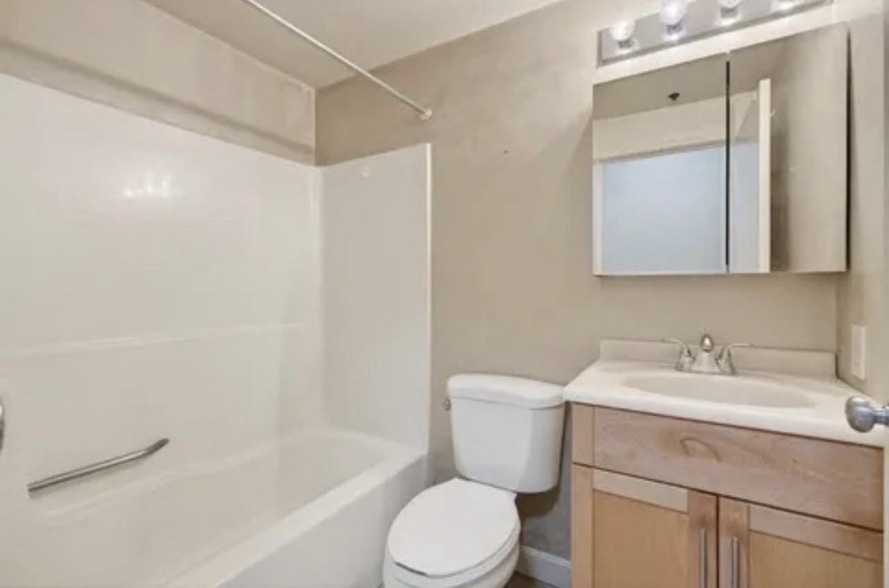 148 Breakwater Dr #201 - Photo 4 of 14