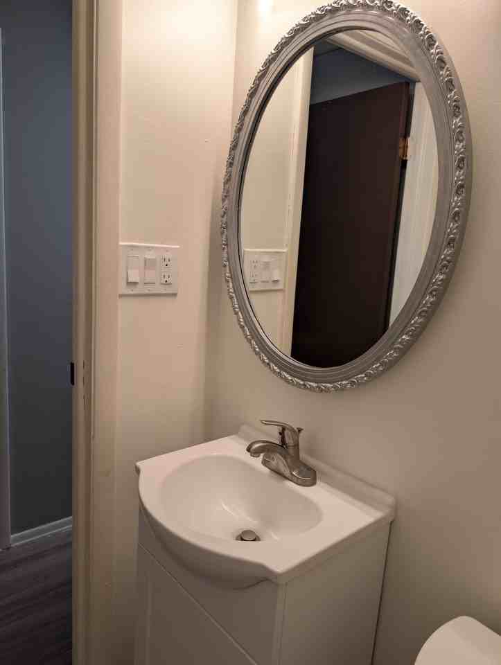 531 Hunters Path Rd - Photo 4 of 20