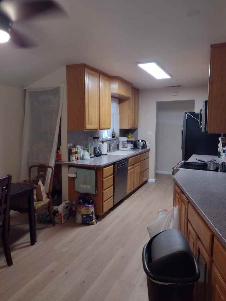 10510 Glenview Way - Photo 2 of 5