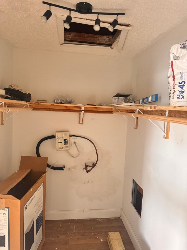 2829 Van Buren St - Photo 5 of 6