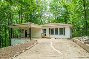 featured image of 11 Vitoria Ln