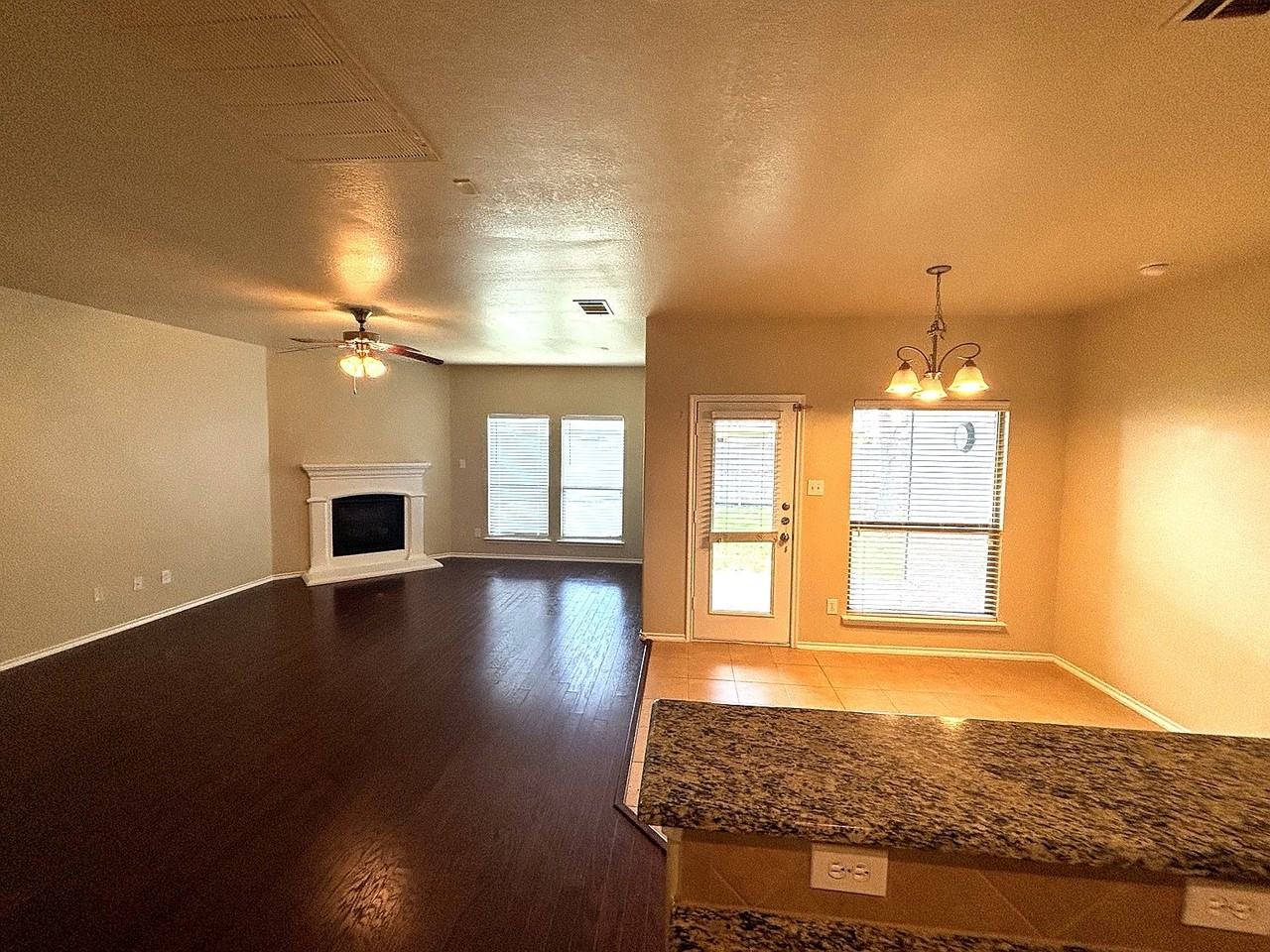9717 Sand Trap Dr - Photo 4 of 18