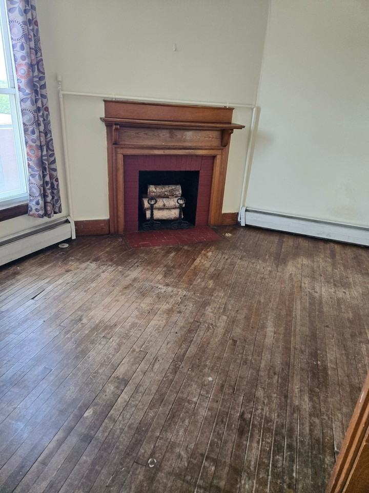 163 Main St #6 - Photo 2 of 5