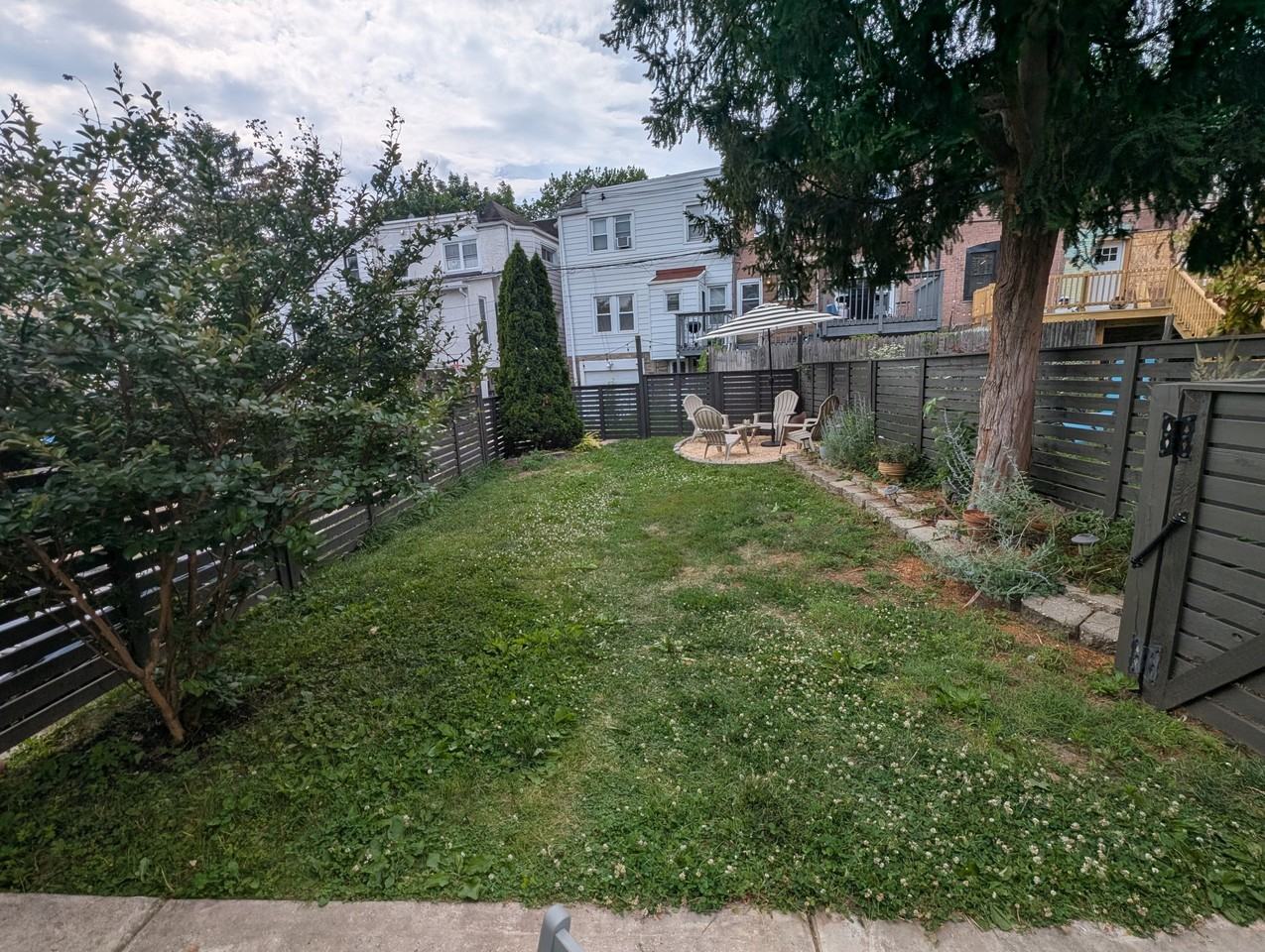 7044 Lincoln Dr - Photo 4 of 14
