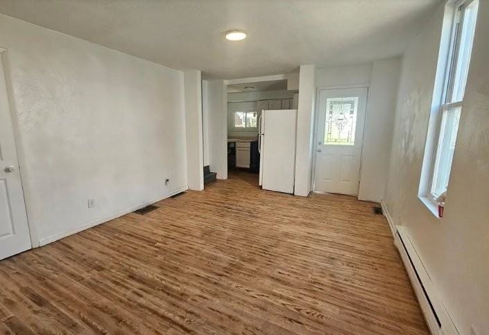 807 Hazlett Ave - Photo 4 of 9
