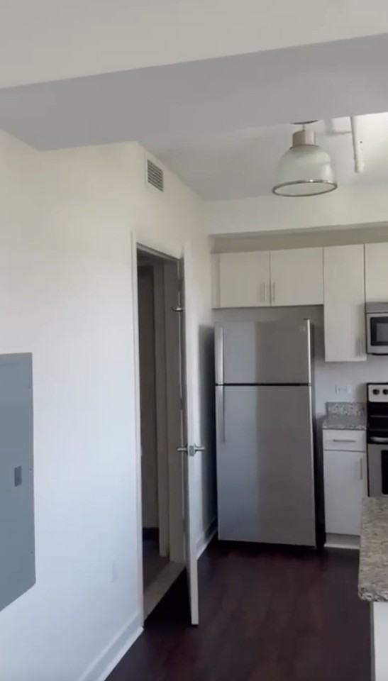 88 Clifton Pl #804 - Photo 4 of 20