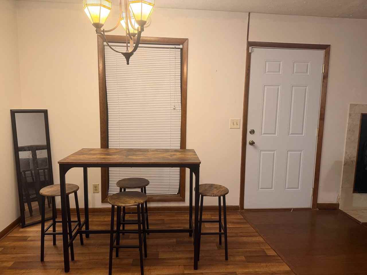 6808 Sugarbin Ln - Photo 2 of 7